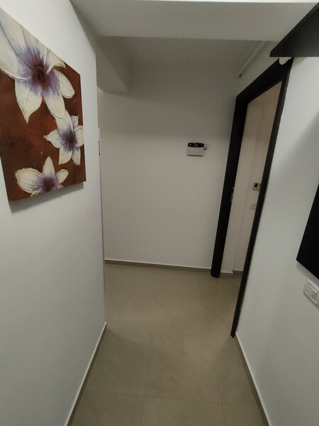 Berceni Inchiriere apartament 3 camere -metrou D.Leonida mobilat complet